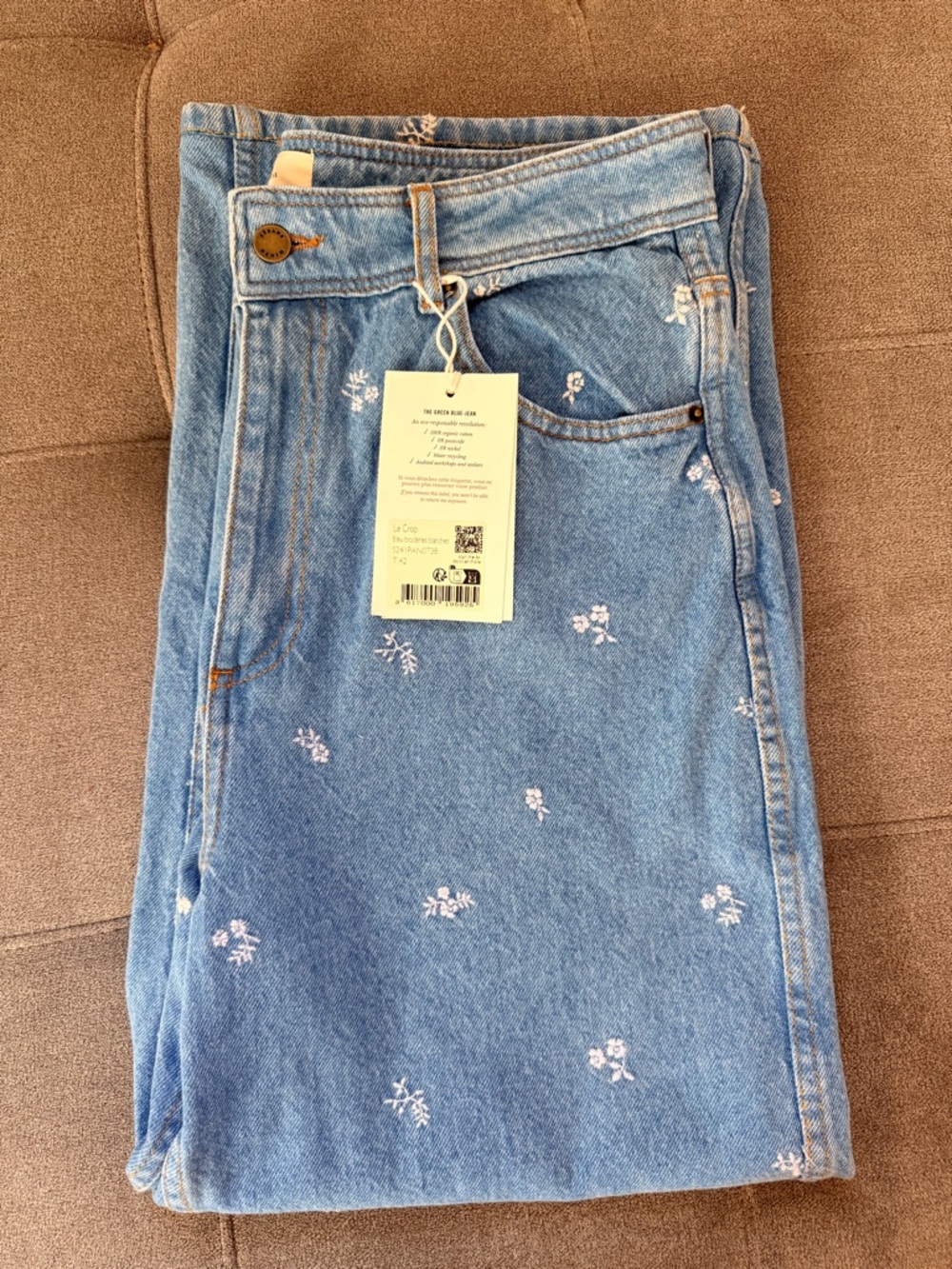 Sezane Le Crop Blue with White Embroidery Jeans - Picture 3 of 4